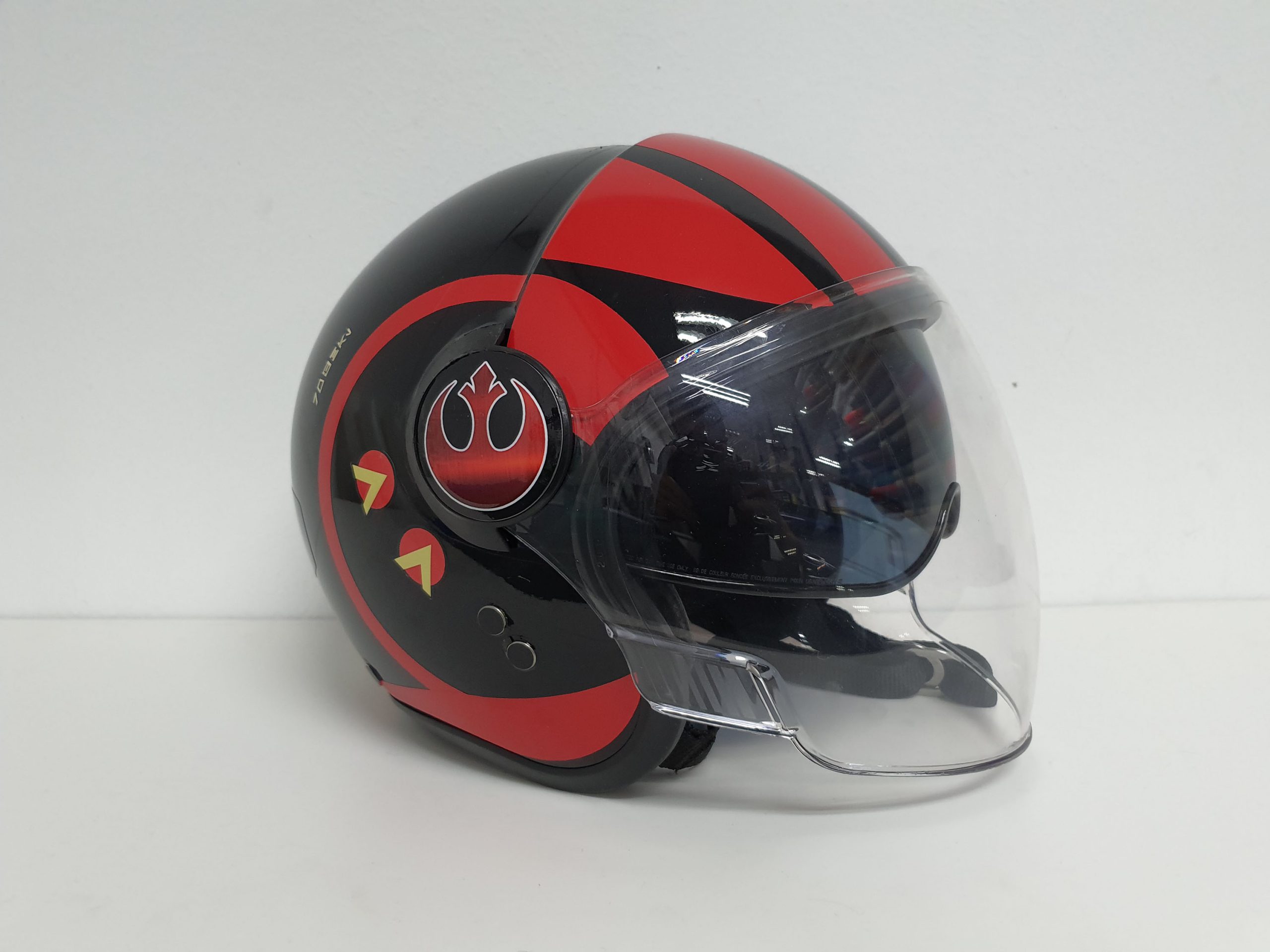 Starwars X-Wing Fighter Helmet Design