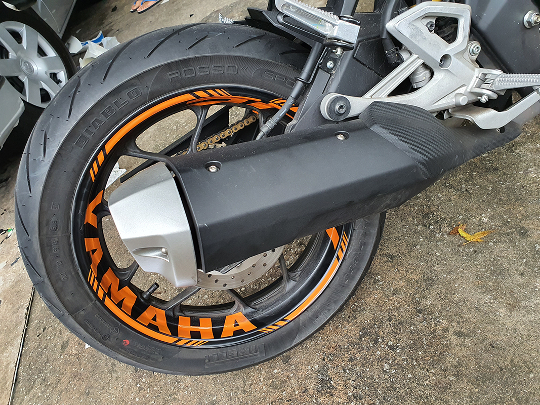 Yamaha MT-15 Orange