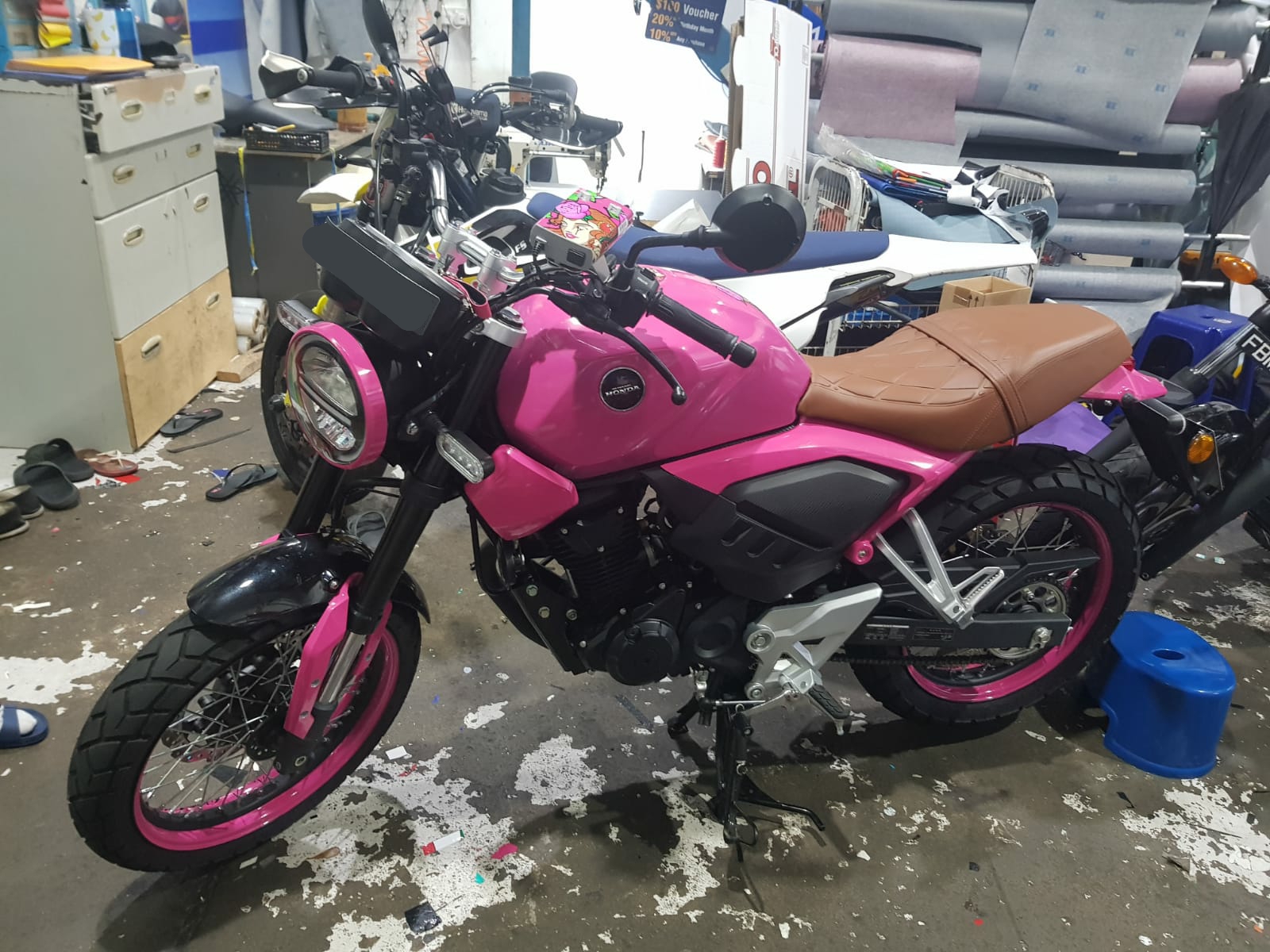 Honda CB190SS Pink Wrap